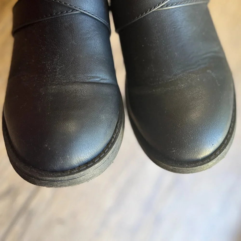 Rocket Dog Women's Tobie Lewis Pu-Altan Cotton Ankle Bootie Black 7.5 M